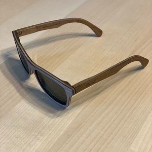 Brand new Schwood Canby walnut sunglasses.